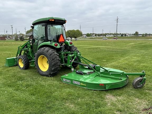 Image of John Deere 4052R equipment image 4