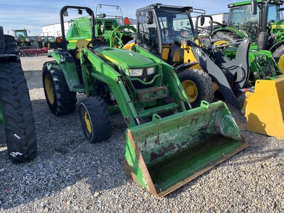 Main image John Deere 4066M