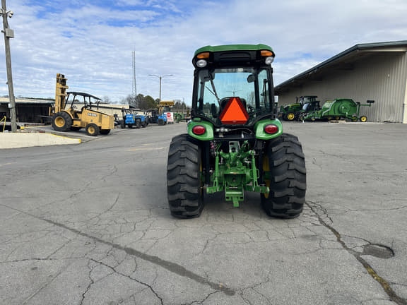 Image of John Deere 4066R equipment image 3