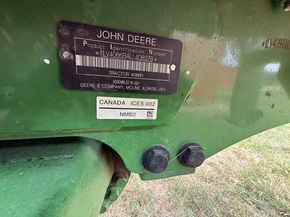 Image of John Deere 4066R equipment image 4