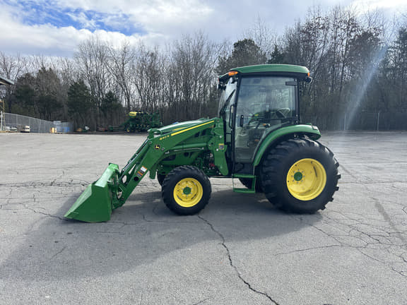 Image of John Deere 4066R equipment image 1