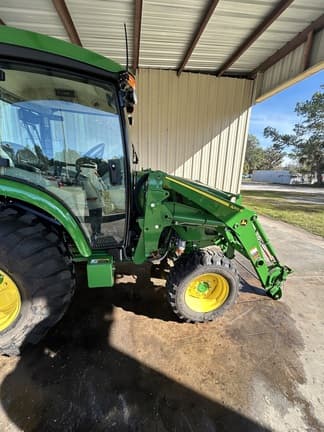 Image of John Deere 4066R equipment image 1