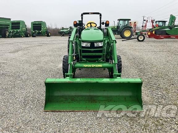 Image of John Deere 4066R equipment image 2