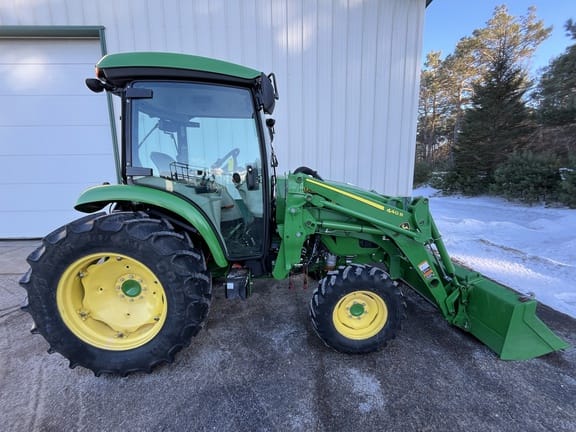 2020 John Deere 4066R Equipment Image0