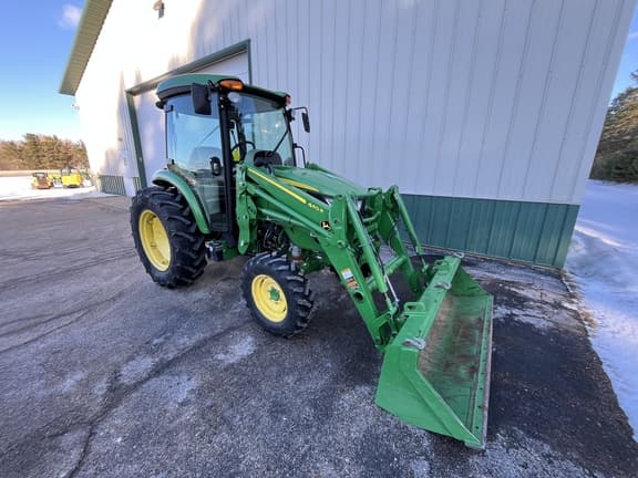 Image of John Deere 4066R equipment image 2