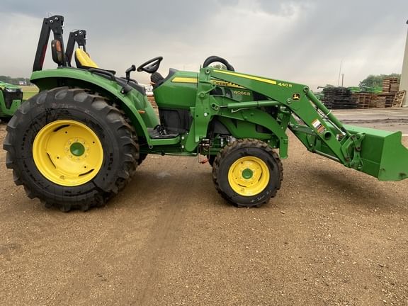 Main image John Deere 4066R
