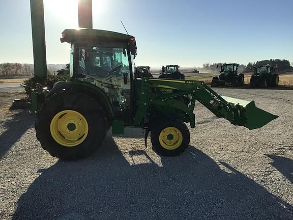 Image of John Deere 4066R equipment image 3