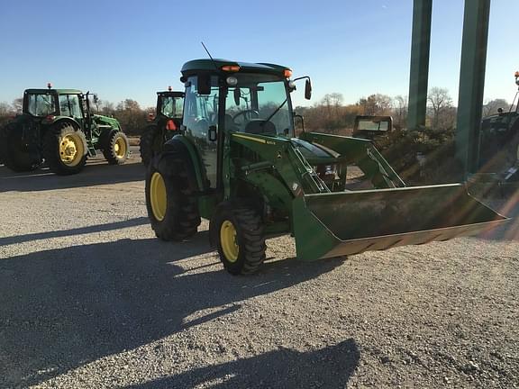 Image of John Deere 4066R equipment image 1