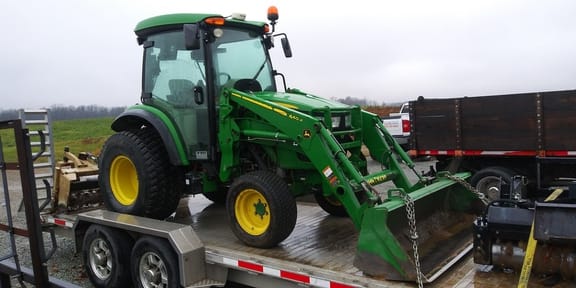 2020 John Deere 4066R Equipment Image0