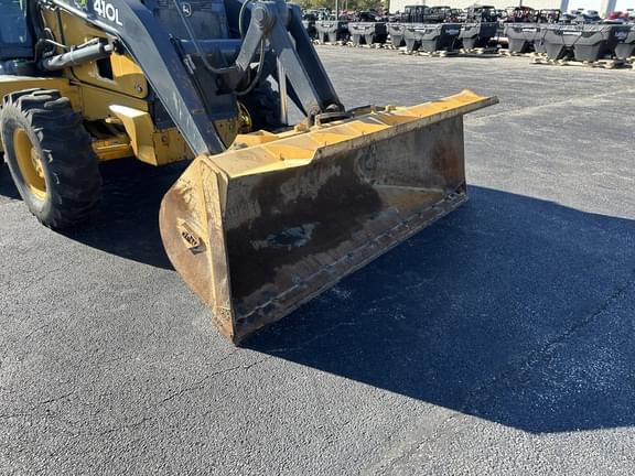 Image of John Deere 410L equipment image 4