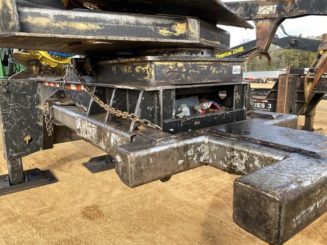 Image of John Deere 437E equipment image 4