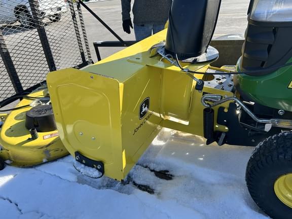 Image of John Deere 44" Snowblower equipment image 4