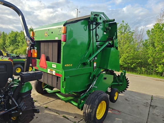 Image of John Deere 450E equipment image 4