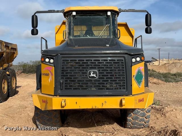 Image of John Deere 460E equipment image 1