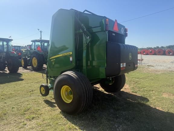 Image of John Deere 460M equipment image 4