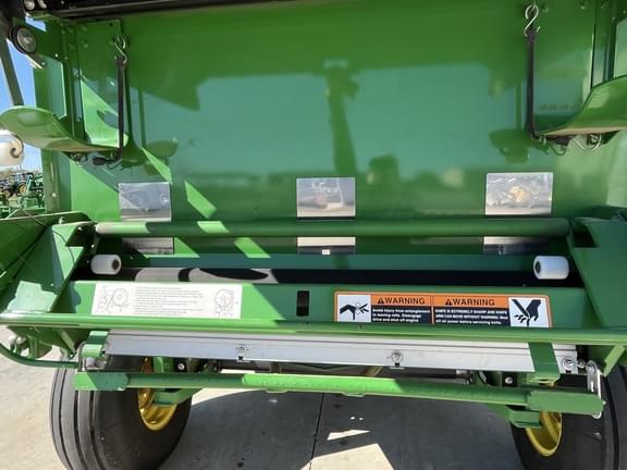 Image of John Deere 460M Silage equipment image 4