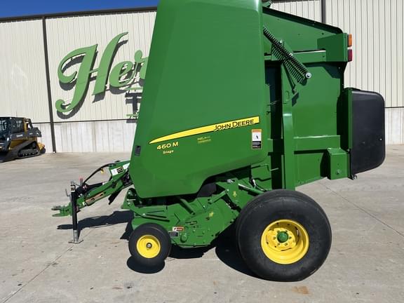 Image of John Deere 460M Silage equipment image 1