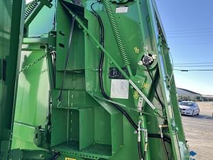 Main image John Deere 460M 10