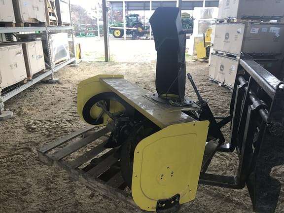 Image of John Deere 47" Snow Blower Primary image