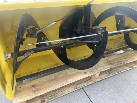 Image of John Deere 47" Snow Blower equipment image 4