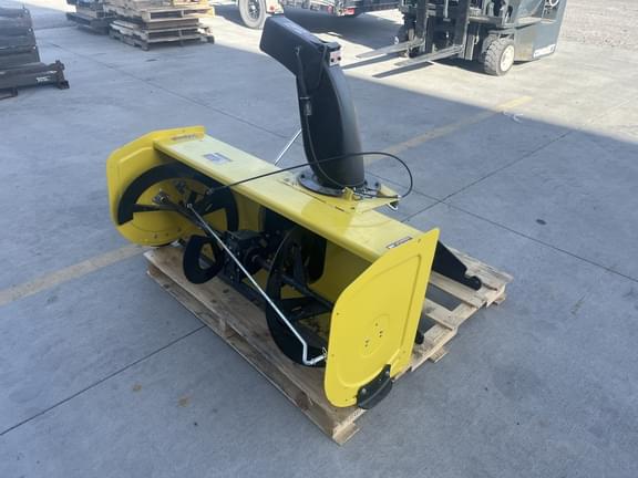 Image of John Deere 47" Snow Blower equipment image 1
