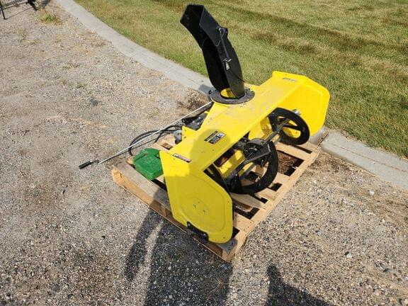 Image of John Deere 47" Snow Blower equipment image 3