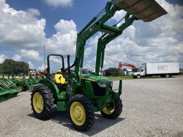Image of John Deere 5045E equipment image 1