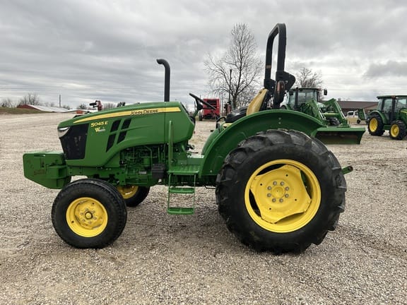 2020 John Deere 5045E Equipment Image0