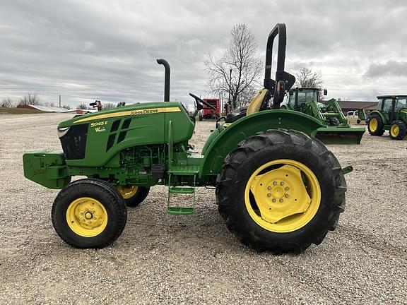 Image of John Deere 5045E Primary image