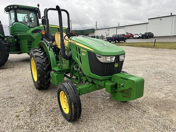 Image of John Deere 5045E equipment image 4