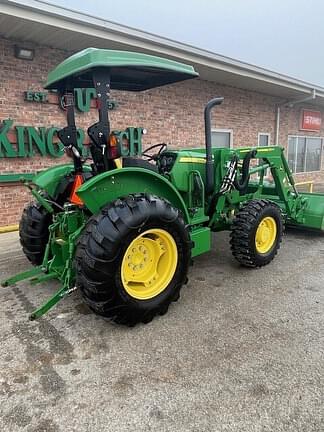 Image of John Deere 5045E equipment image 4