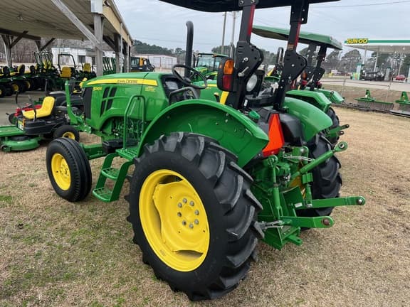 Image of John Deere 5045E equipment image 2