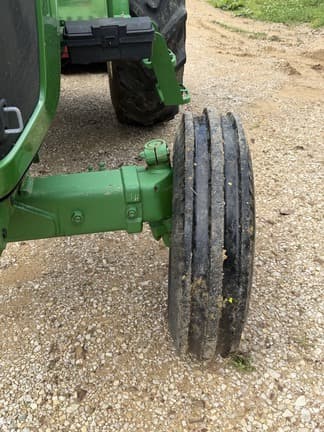 Image of John Deere 5045E equipment image 4