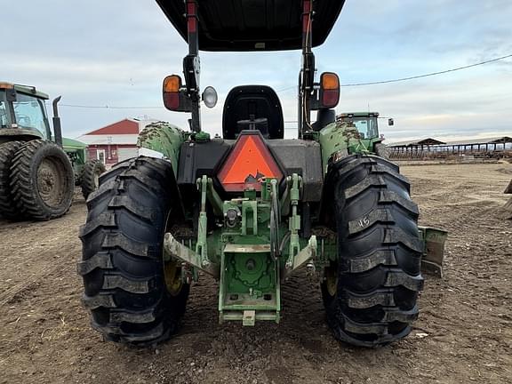 Image of John Deere 5045E equipment image 3