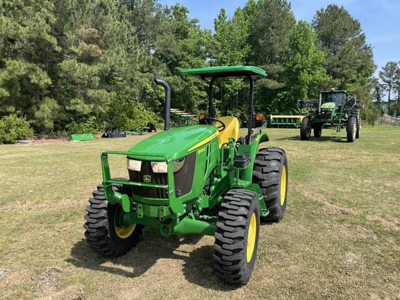 Image of John Deere 5045E equipment image 2