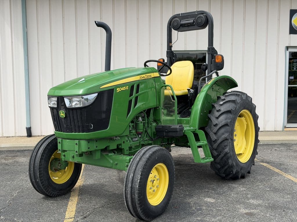 Image of John Deere 5045E Primary image