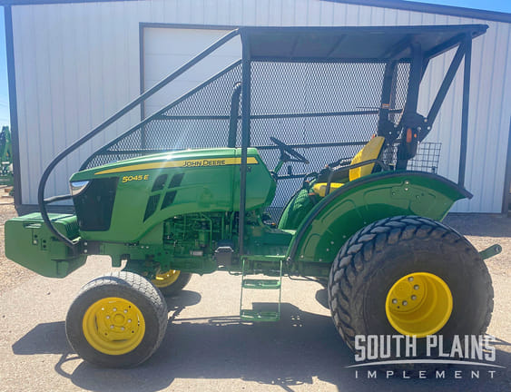 Main image John Deere 5045E