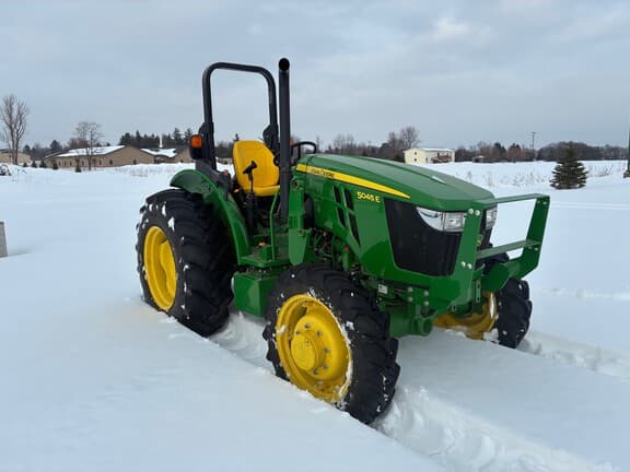 Image of John Deere 5045E equipment image 1