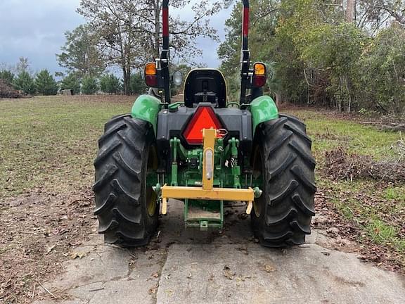 Image of John Deere 5045E equipment image 2