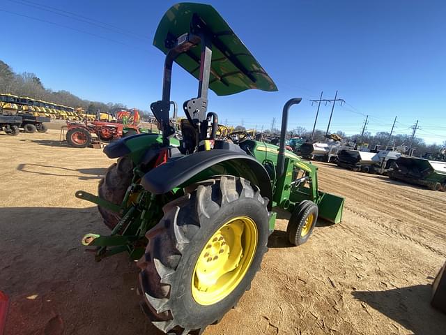 Image of John Deere 5045E equipment image 2