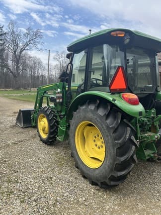 Image of John Deere 5055E equipment image 3