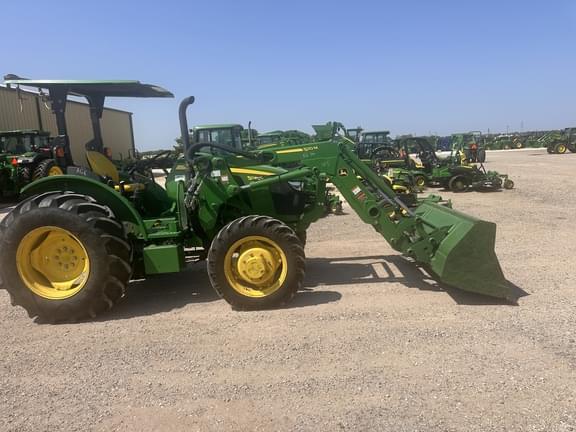 Image of John Deere 5055E equipment image 4