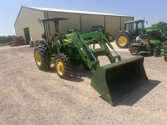 Image of John Deere 5055E equipment image 3