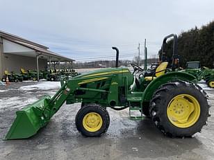 Main image John Deere 5055E