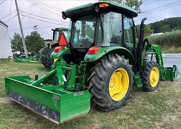 Image of John Deere 5055E equipment image 1