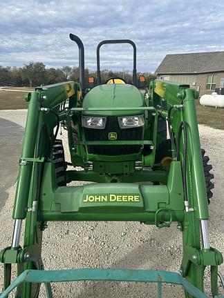 Image of John Deere 5055E equipment image 2