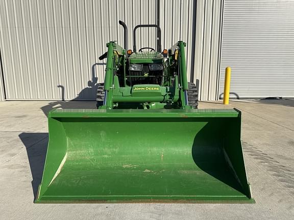 Image of John Deere 5055E equipment image 2