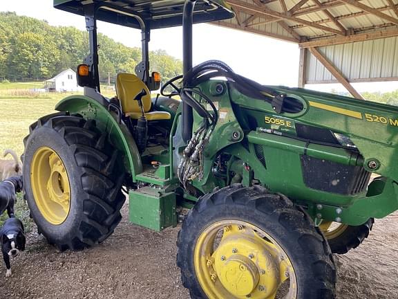 Image of John Deere 5055E equipment image 4