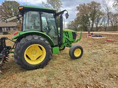 Image of John Deere 5055E equipment image 3