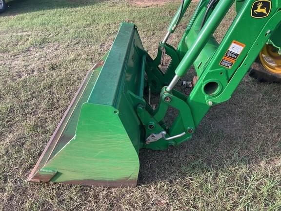 Image of John Deere 5055E equipment image 2